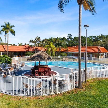 Vero Beach Inn&Suites Vero Beach I-95 Exterior foto